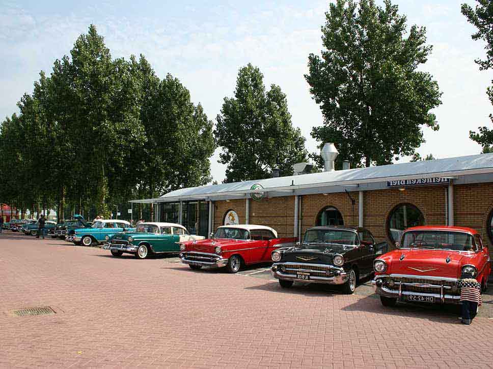 Classic Chevrolet's parked outside a bar