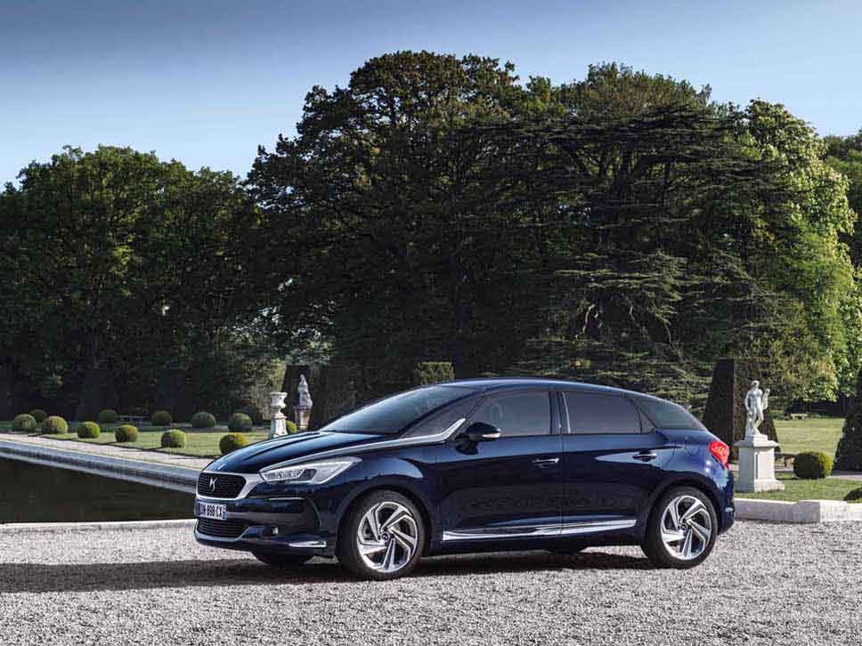 DS hatchback side profile