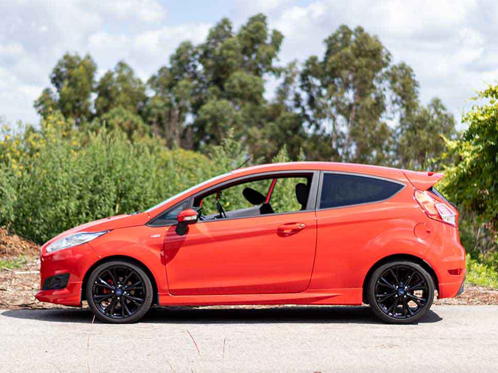 Ford Fiesta ST side profile