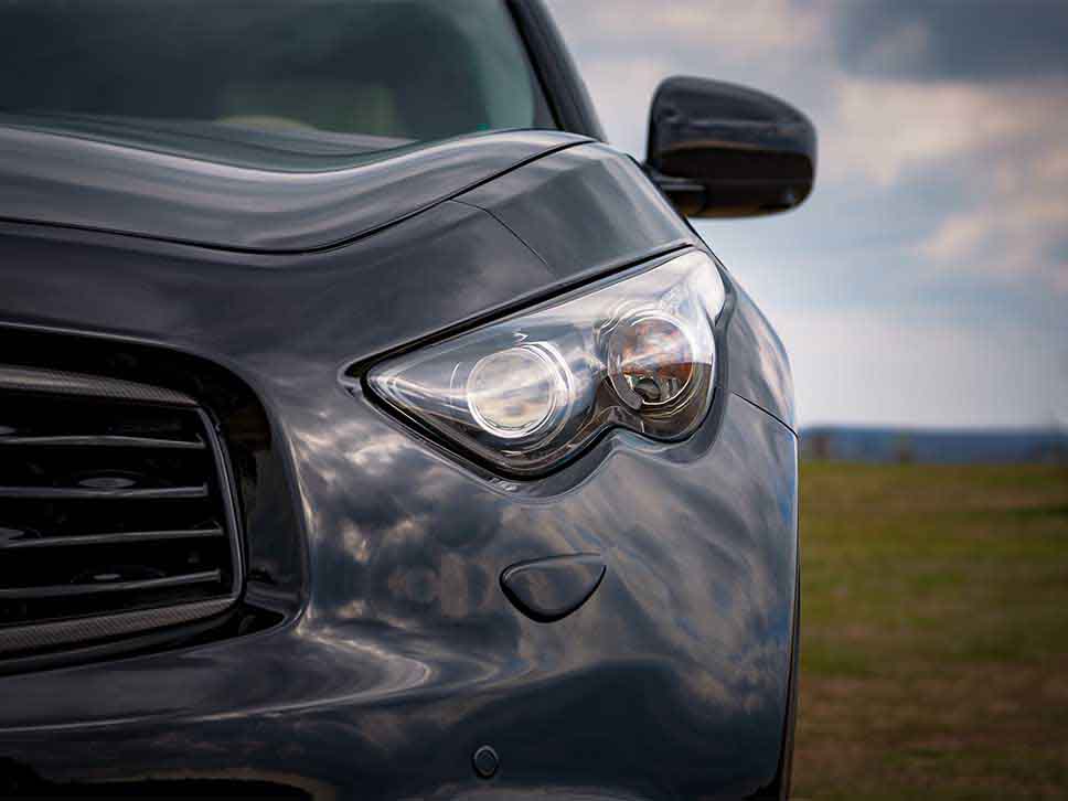Infiniti headlight