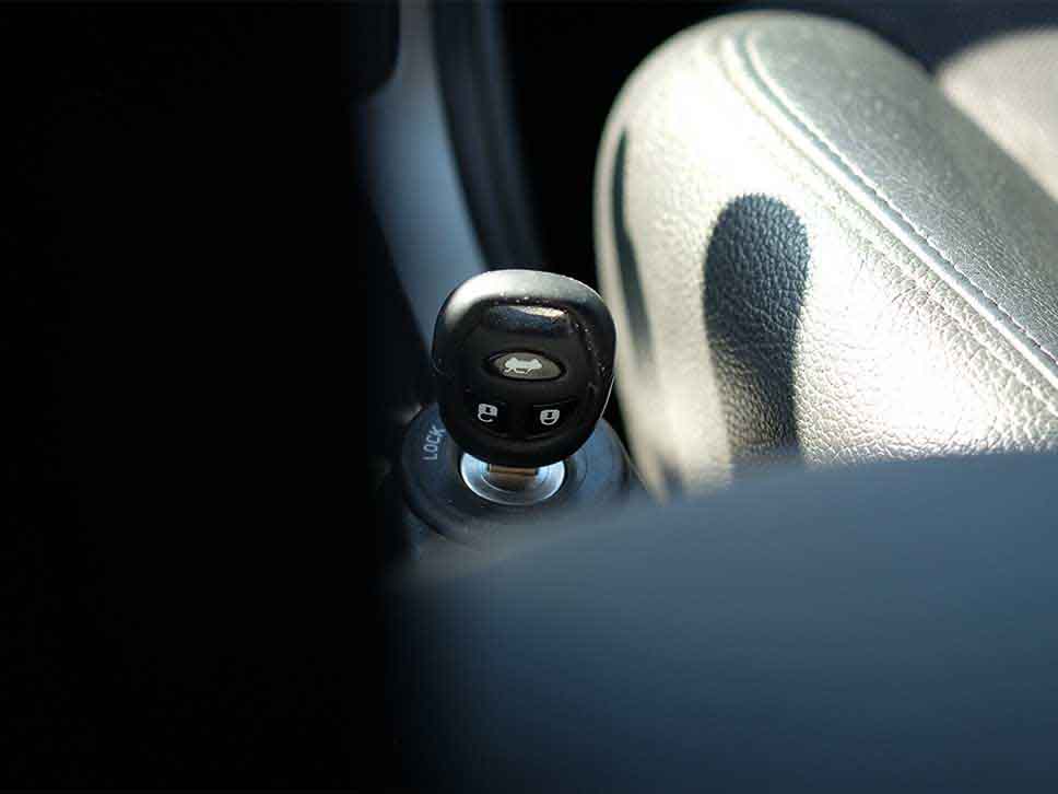 Saab key in ignition between front seats