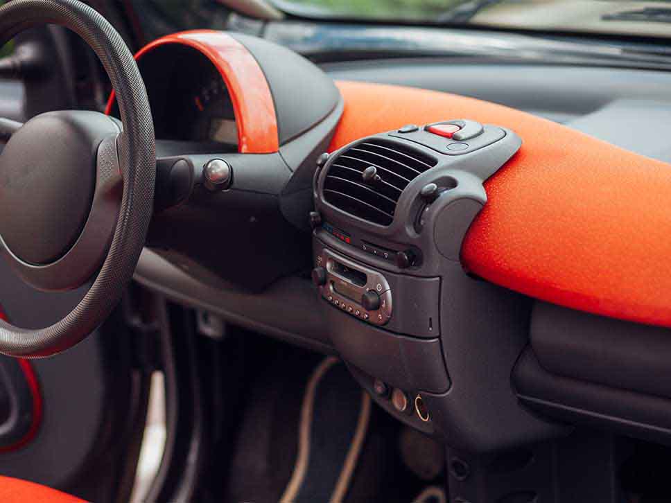 Simple smart interior